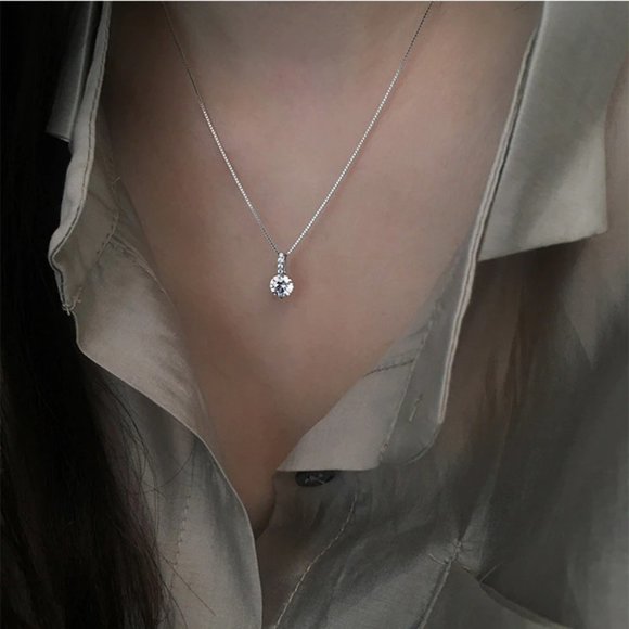 NEW Silver Simple Single Zircon Necklace - Picture 3 of 7